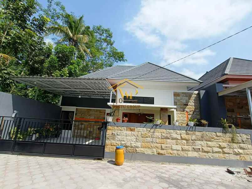 dijual rumah wedodomartani ngemplak