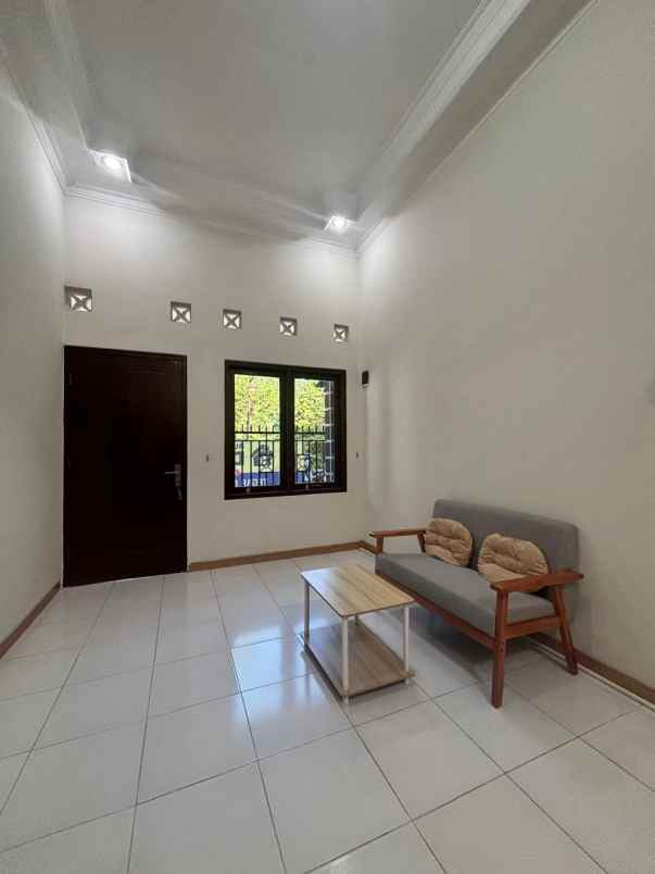 dijual rumah wedomartani