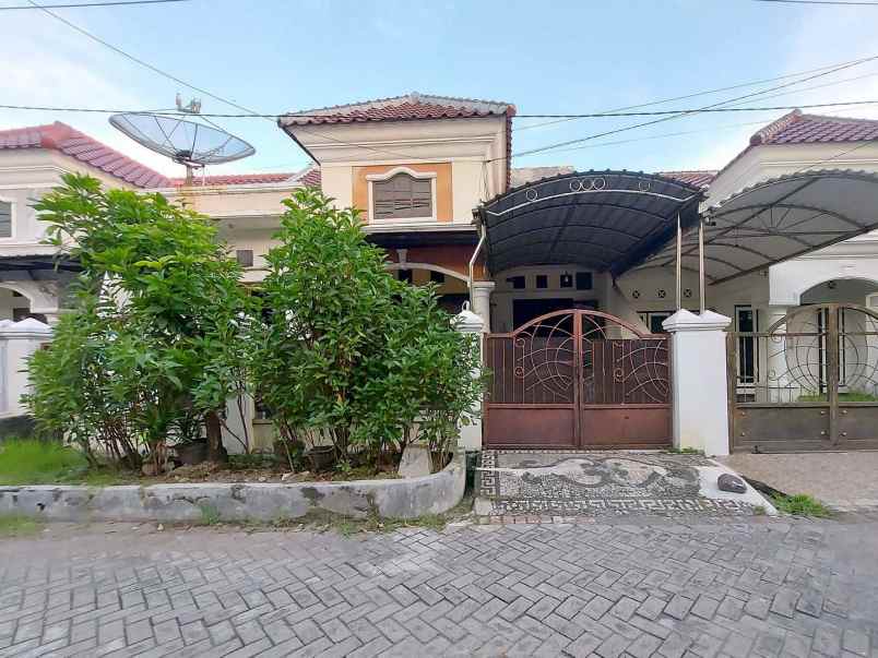dijual rumah wiguna