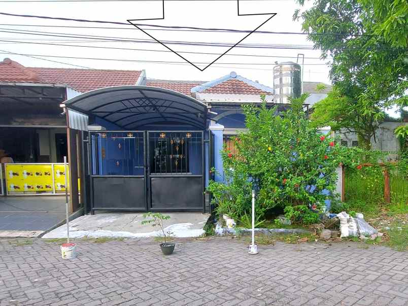 dijual rumah wiguna