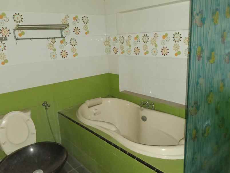 dijual rumah woodland citraland