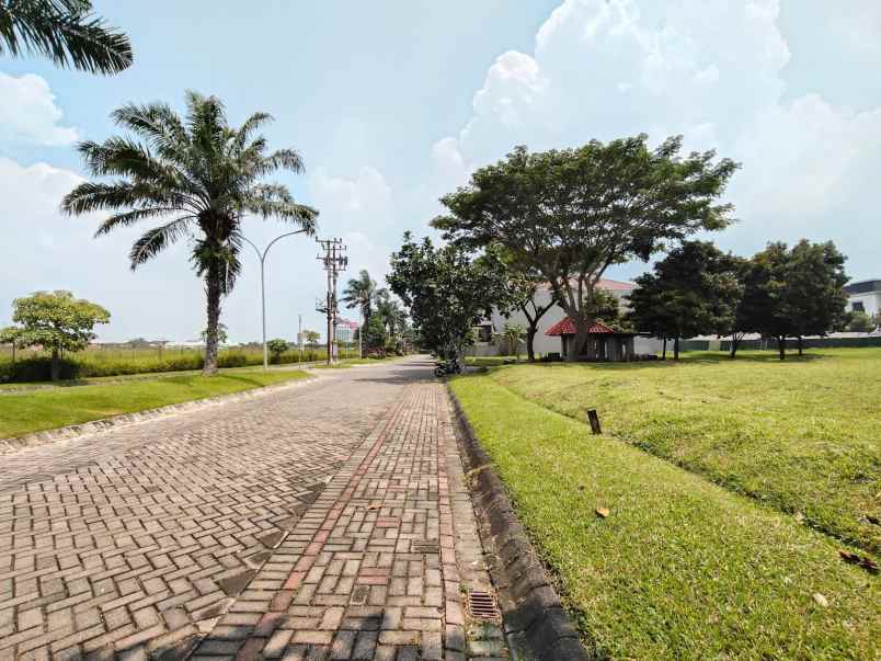 dijual tanah graha famili