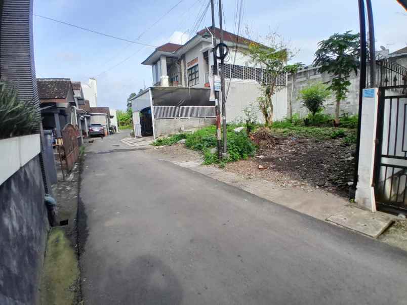 dijual tanah jalan kabuoaten