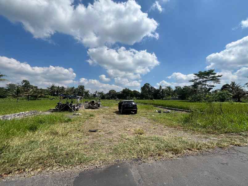 dijual tanah jl pandanaran uii