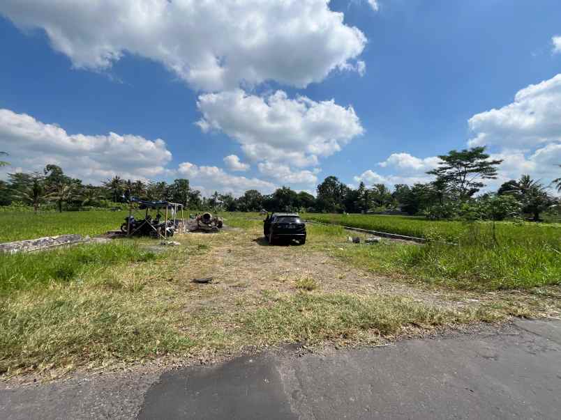 dijual tanah jl pandanaran uii