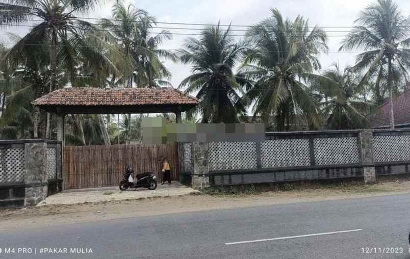 dijual tanah jl raya pamugaran