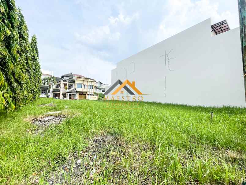 dijual tanah komplek graha metropolitan