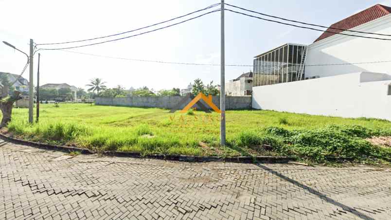dijual tanah komplek graha metropolitan