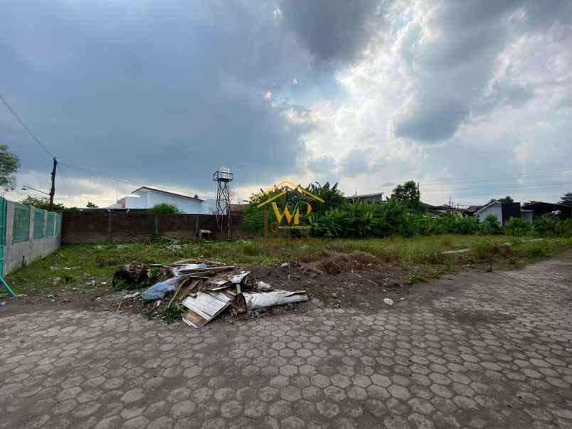 dijual tanah maguwoharjo kec depok kab