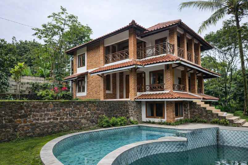 dijual tanah tamansari