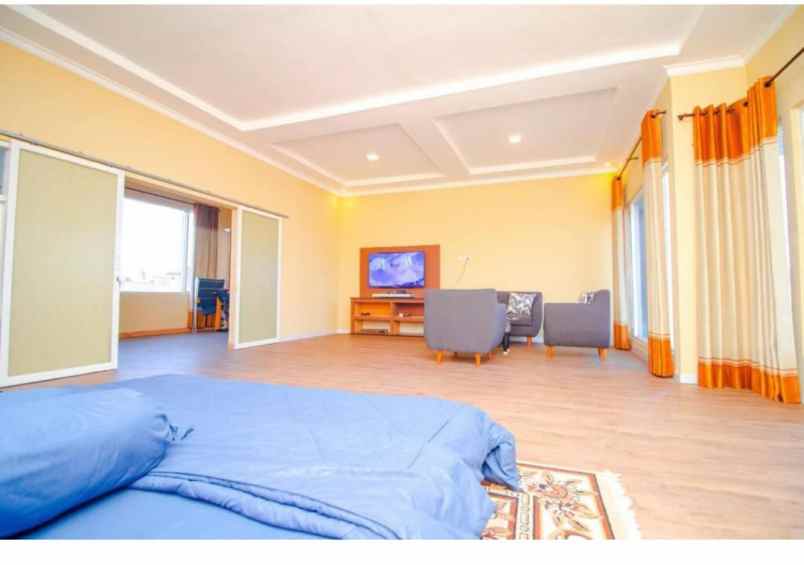 dijual villa aktif lokasi batu malang