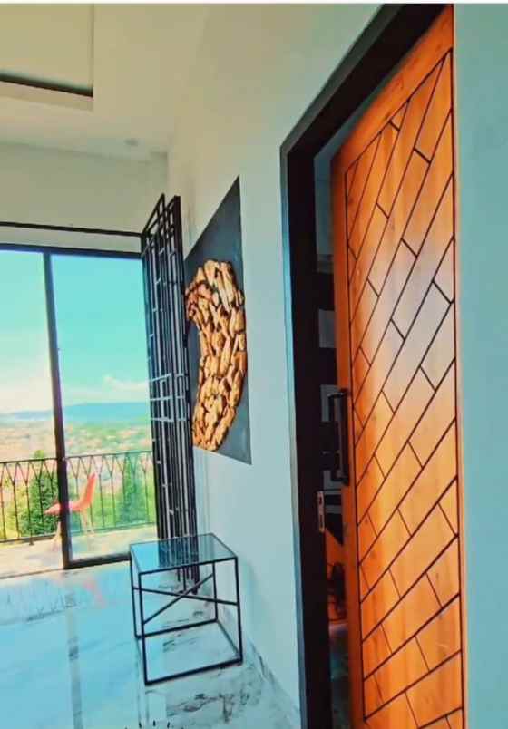 dijual villa batu kalam