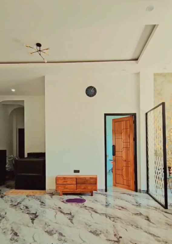 dijual villa batu kalam