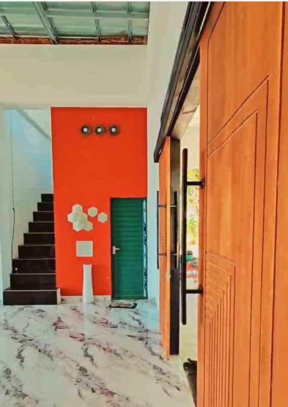 dijual villa batu kalam