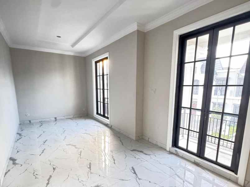 dijual villa citraland helvetia medan type catania