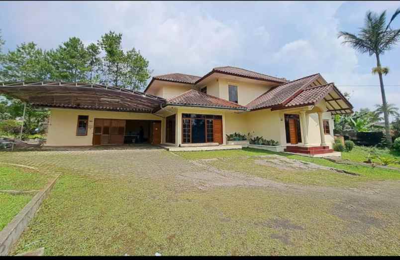 dijual villa jl kp pasir madin rt 001