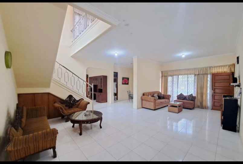 dijual villa jl kp pasir madin rt 001