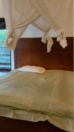 dijual villa komplek vila buruan