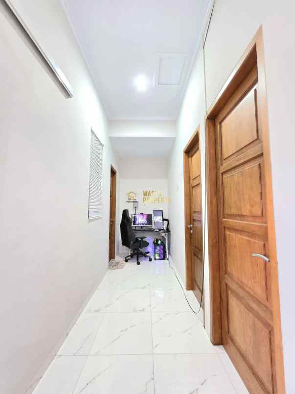 dijual villa sendangadi