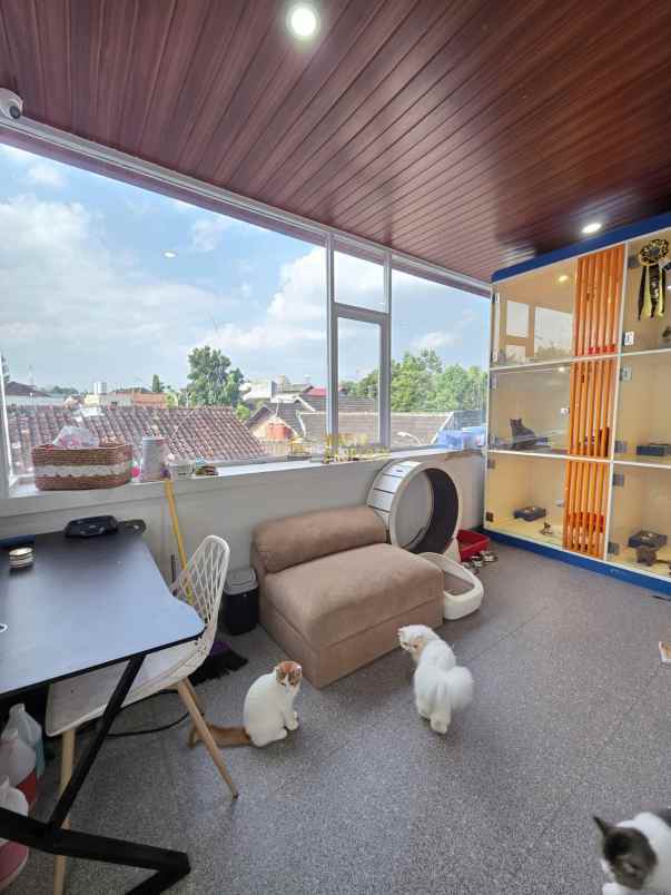 dijual villa sendangadi