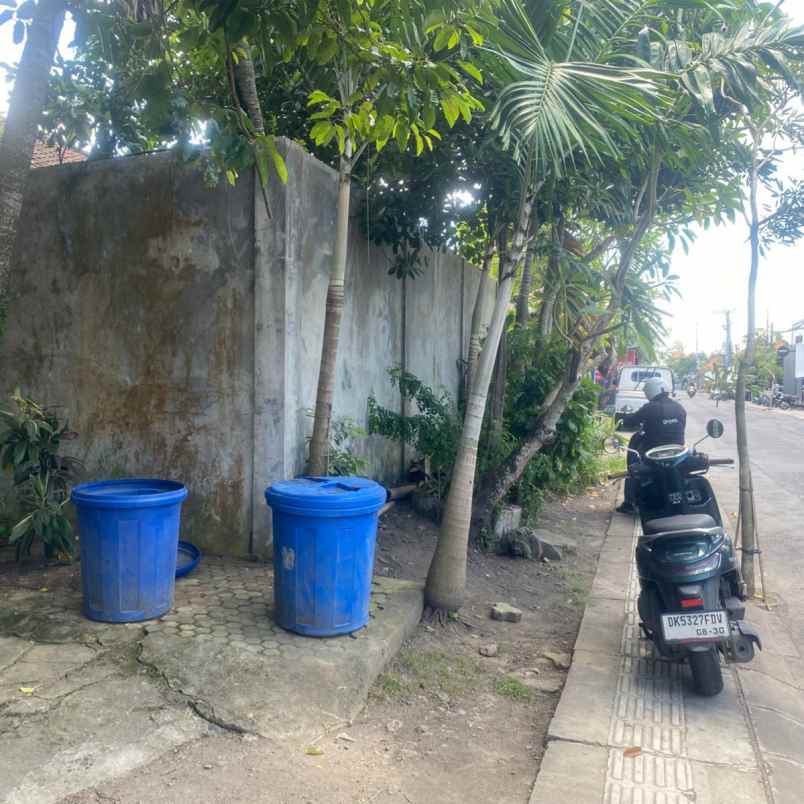 dikontrakan 6 are jl raya pantai pererenan mengwi