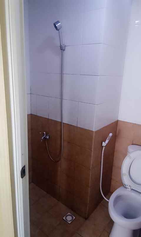 disewakan apartemen green pramuka city tower nerine