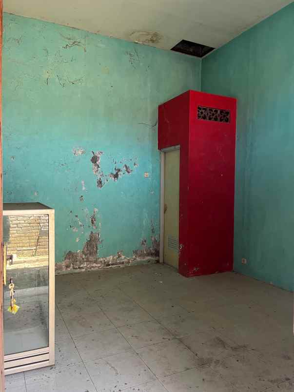 disewakan gudang tanah cocok untuk usaha