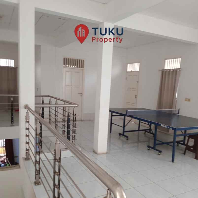 disewakan murah rumah hook di komplek serua ciputat