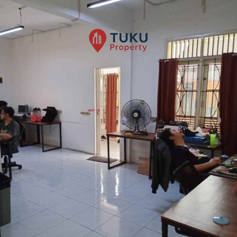 disewakan murah rumah hook di komplek serua ciputat