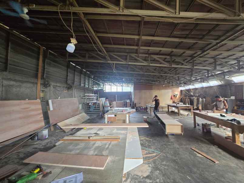 disewakan ruko gudang kantor jalan raya jl vihara rt