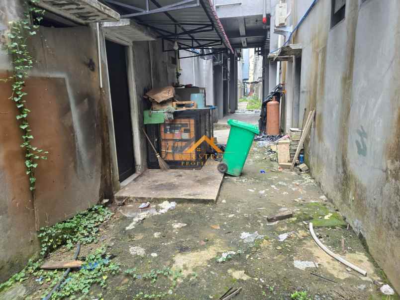 disewakan ruko gudang kantor komplek cbd polonia jl