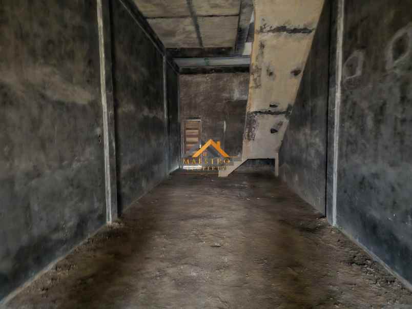 disewakan ruko gudang kantor komplek cbd polonia jl