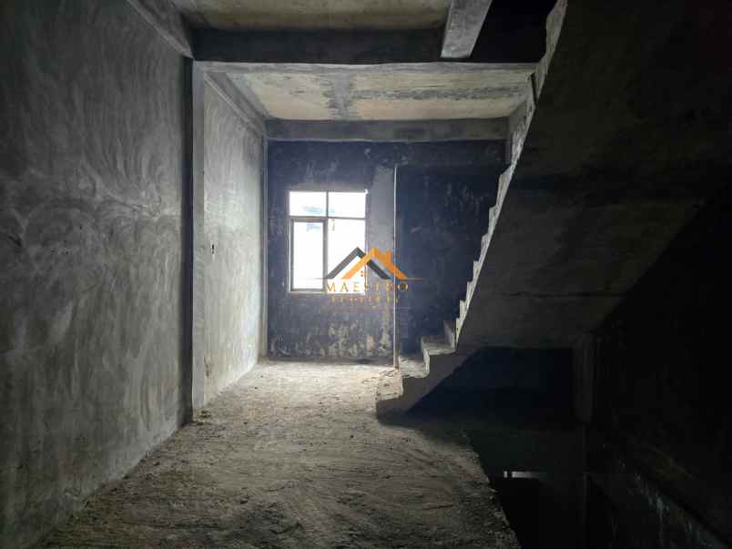disewakan ruko gudang kantor komplek cbd polonia jl