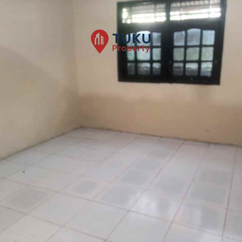 disewakan ruma luas di legoso ciputat