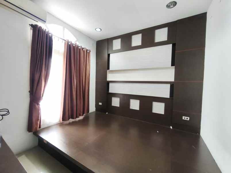 disewakan rumah jl bhayangkara indra kasih