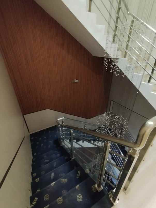 disewakan rumah kelapa lilin kelapa gading