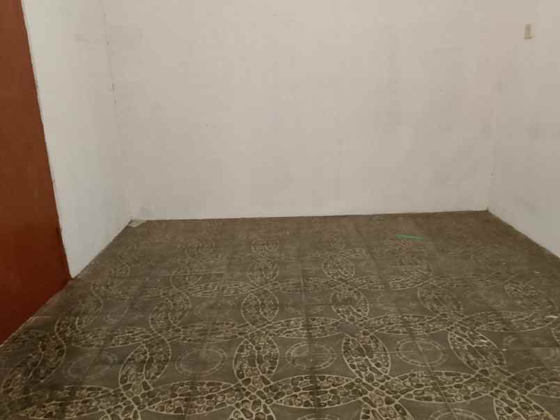 disewakan rumah komplek perluasan