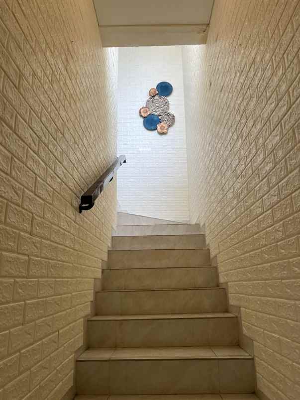 disewakan rumah lavon swan city cluster