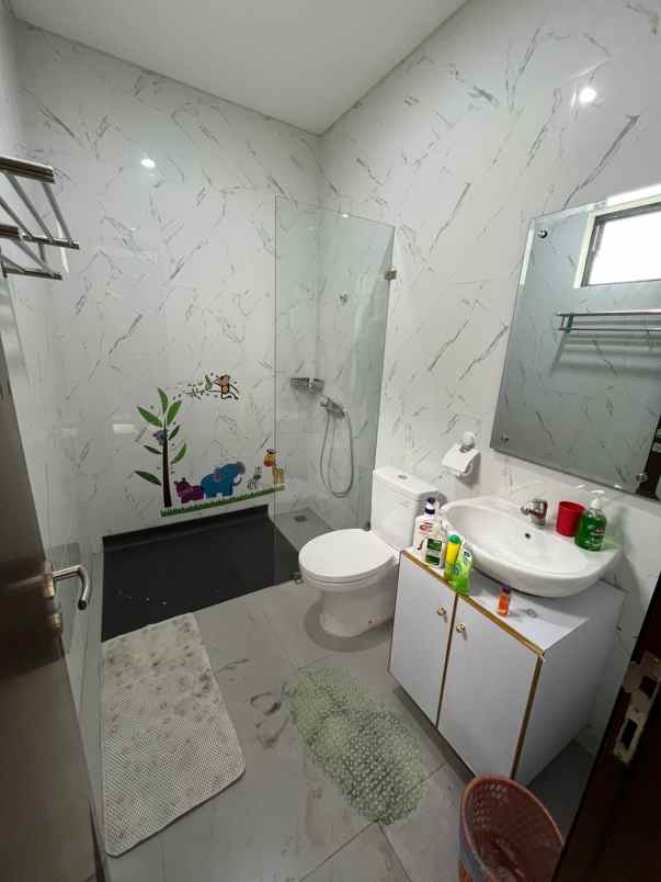 disewakan rumah lavon swan city cluster