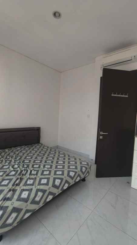 disewakan rumah lavon swan city cluster allura