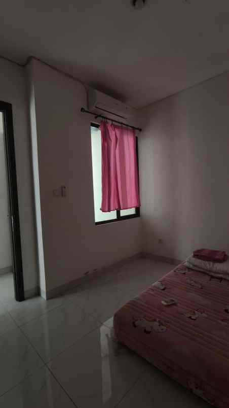 disewakan rumah lavon swan city cluster allura