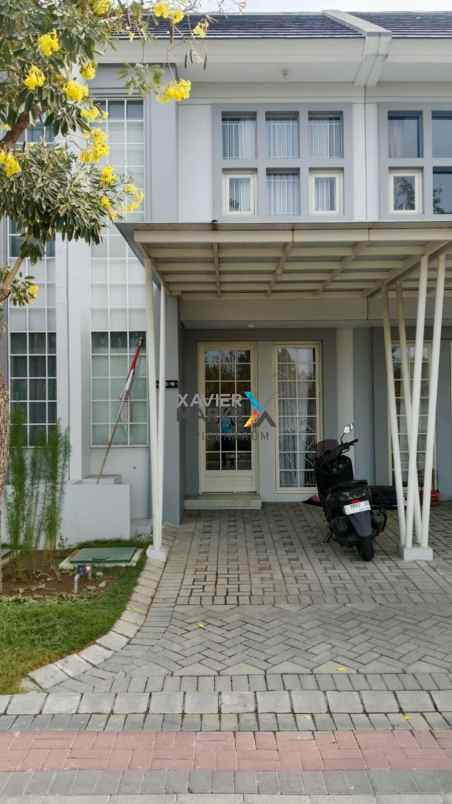 disewakan rumah queensland grand pakuwon new minimalis