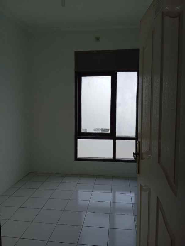 disewakan rumah sariwangi regency