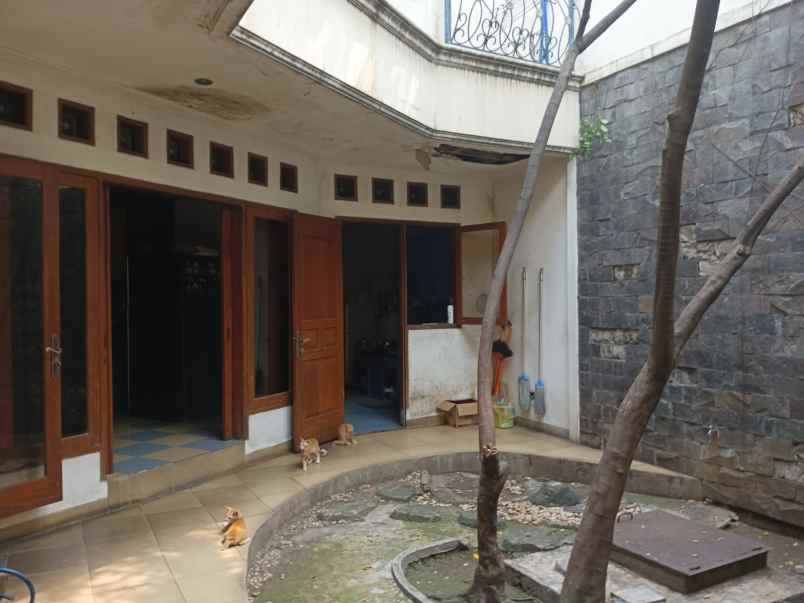 exclusive house persada kemala hook 6 kt garasi besar