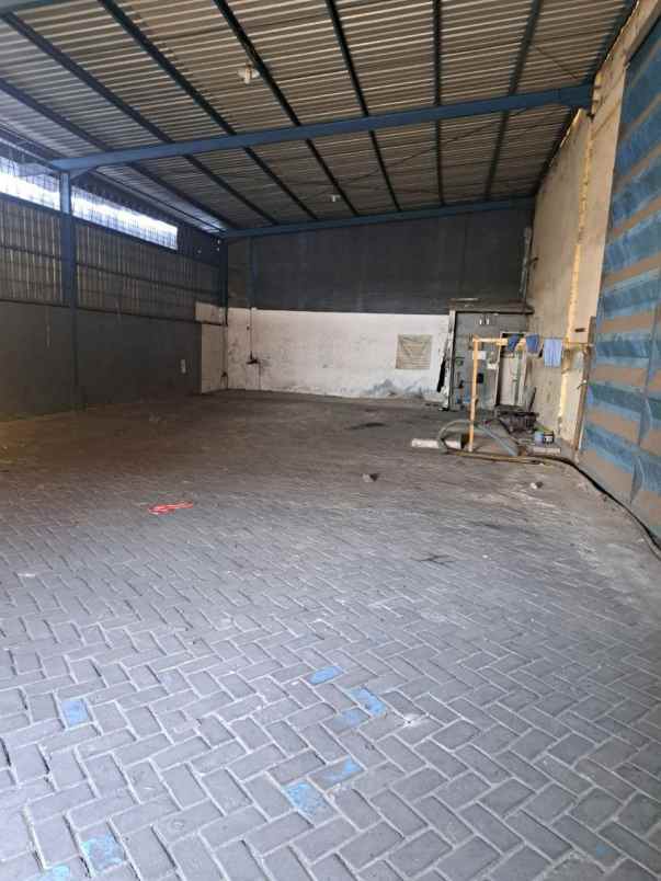 gudang margomulyo jaya pln 2200watt