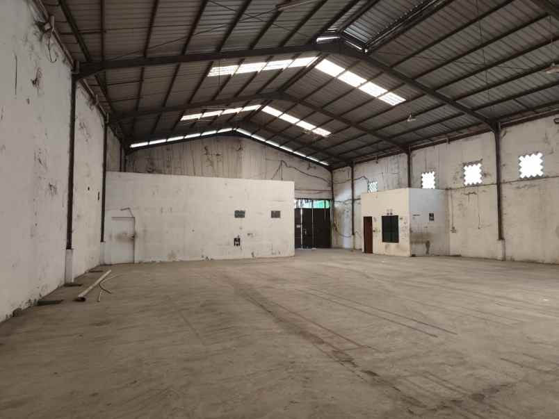 gudang nol jalan rungkut bebas banjir