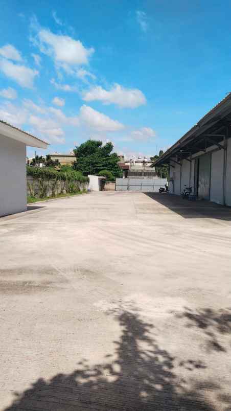 gudang siap pakai di semper cilincing jakarta utara