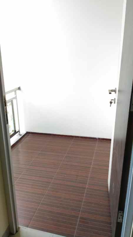 jual cepat rumah gading ayu unit bagus 2 lantai