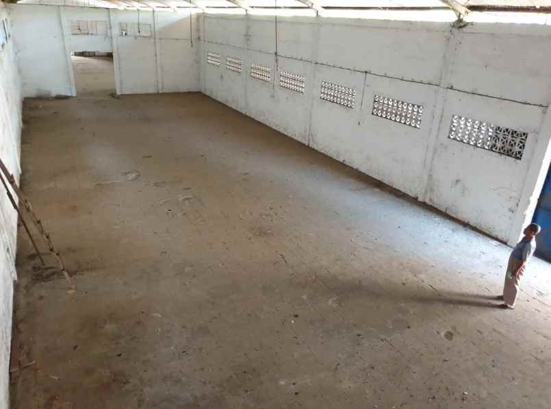 jual gudang kosong shm di daerah gentong kota pasuruan