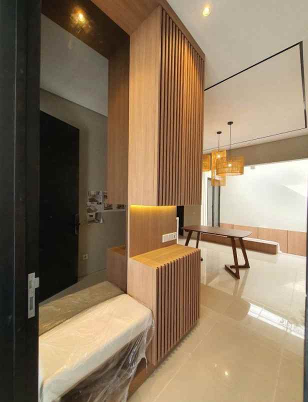 jual murah rumah pelican hill citraland